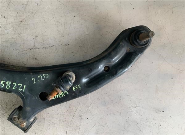 54501BM410 Brazo inferior izquierdo de la suspensión delantera  en stock Sabadell