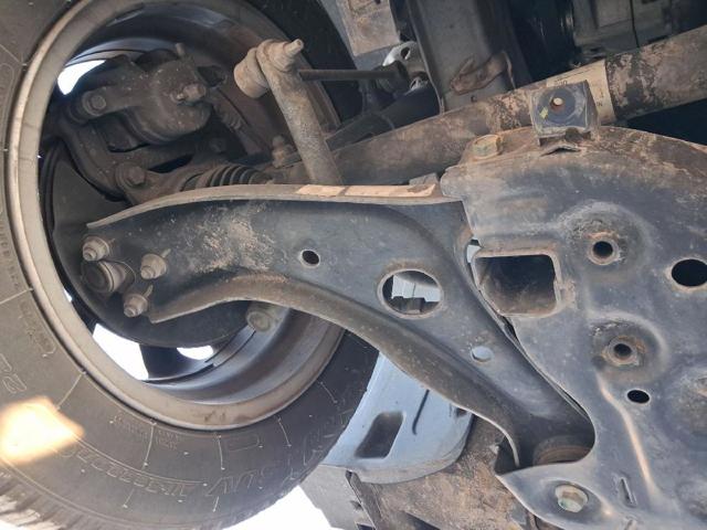 Brazo inferior derecho de la suspensión delantera 54501D7000 HYUNDAI