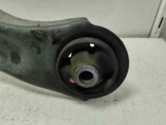 HYUNDAI 54501D7000 Brazo inferior derecho de la suspensión delantera comprar Pamplona