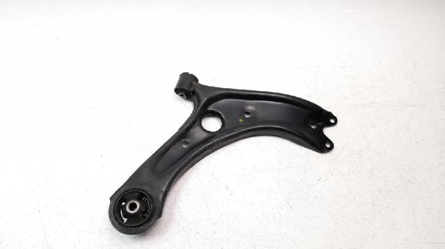54501D7000 HYUNDAI Brazo inferior derecho de la suspensión delantera  en stock Gandía