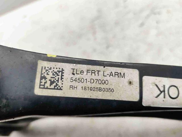 54501D7000 HYUNDAI Brazo inferior derecho de la suspensión delantera  en stock Gandía