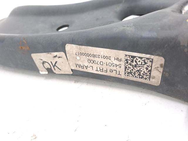 HYUNDAI 54501D7000 Brazo inferior derecho de la suspensión delantera  comprar en Murcia