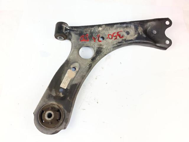 HYUNDAI 54501G4AA0 Brazo inferior derecho de la suspensión delantera  disponible Valladolid