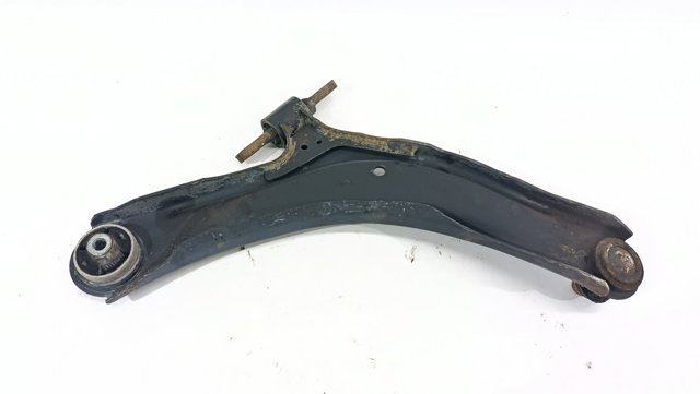 Brazo inferior izquierdo de la suspensión delantera 54501JD000 NISSAN