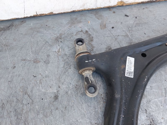 HYUNDAI 54501N9000 Brazo inferior derecho de la suspensión delantera  disponible España