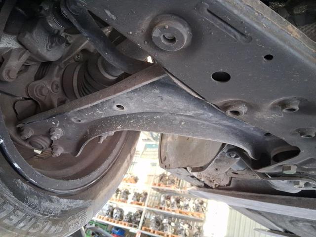 54501N9000 Brazo inferior derecho de la suspensión delantera comprar Girona