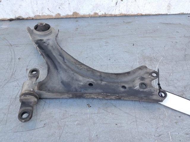 54501N9000 Brazo inferior derecho de la suspensión delantera  comprar en Reus
