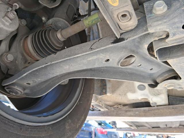 54501Q0000 Brazo inferior derecho de la suspensión delantera  disponible Utrera