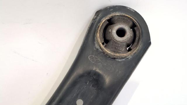 54501Q0000 Brazo inferior derecho de la suspensión delantera comprar Almería