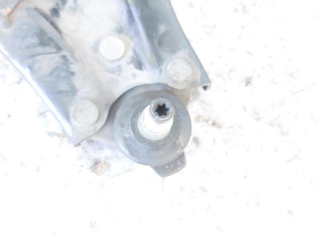 545040280R RENAULT Brazo inferior derecho de la suspensión delantera  disponible Alicante