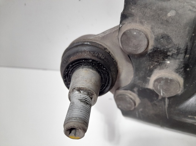545042511R RENAULT Brazo inferior derecho de la suspensión delantera  en stock Huelva
