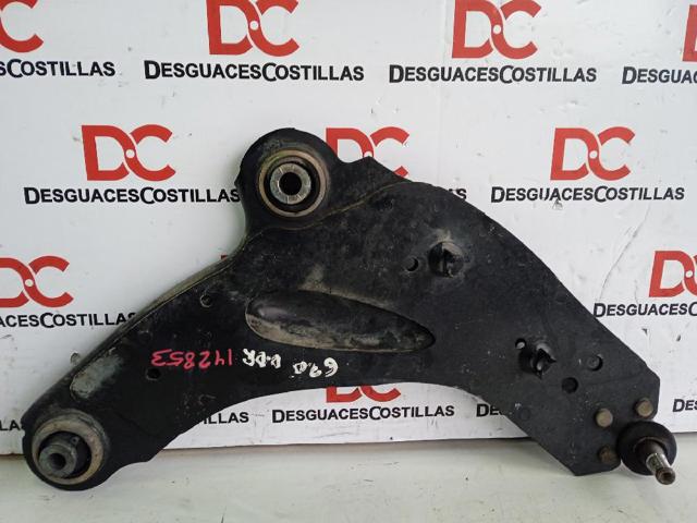545042846R RENAULT Brazo inferior derecho de la suspensión delantera  en stock Huelva