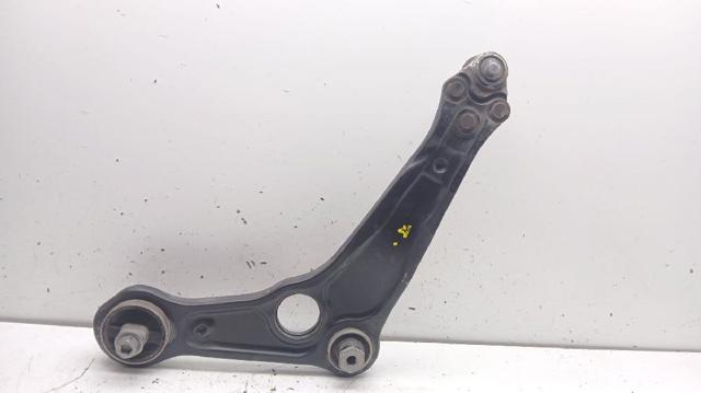 545043778R RENAULT Brazo inferior derecho de la suspensión delantera comprar Madrid