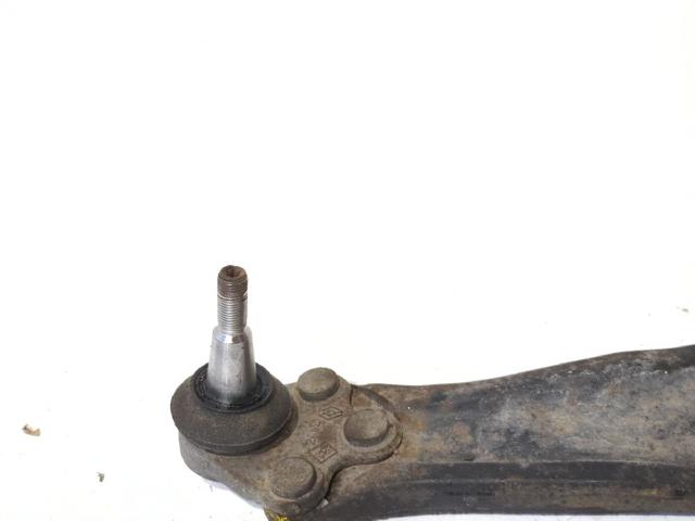 545043778R RENAULT Brazo inferior derecho de la suspensión delantera  disponible Alicante