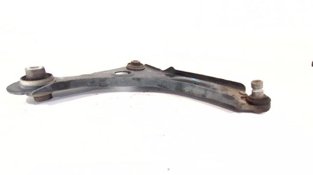 RENAULT 545045297R Brazo inferior derecho de la suspensión delantera  comprar en Ponferrada