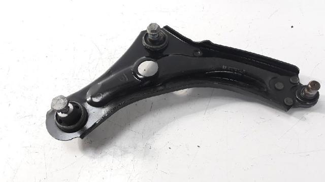 545045297R Brazo inferior derecho de la suspensión delantera  disponible Utrera