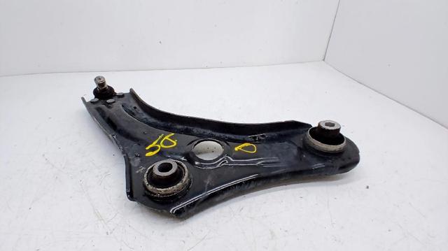 RENAULT 545045297R Brazo inferior derecho de la suspensión delantera comprar Pamplona