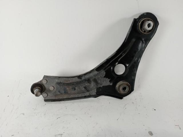 545045297R RENAULT Brazo inferior derecho de la suspensión delantera  comprar en Oviedo