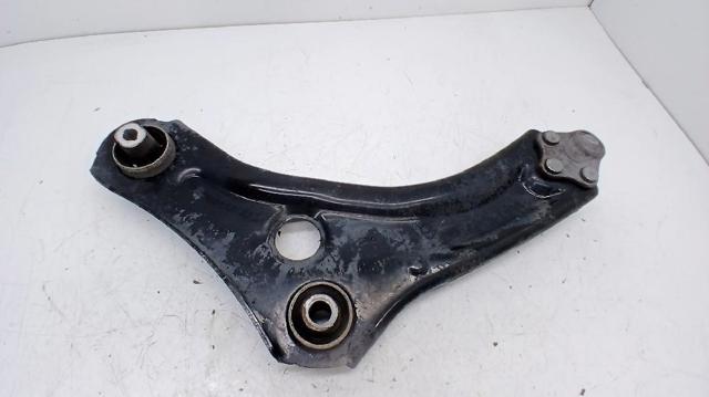 545045297R RENAULT Brazo inferior derecho de la suspensión delantera  disponible Ourense