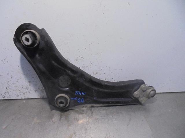 545045297R RENAULT Brazo inferior derecho de la suspensión delantera comprar Madrid