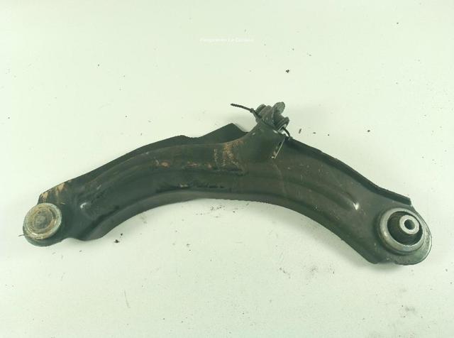 545046162R Brazo inferior derecho de la suspensión delantera comprar Almería