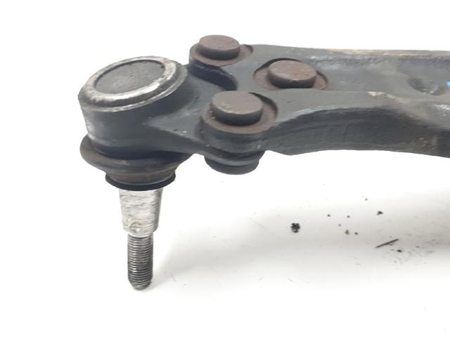 545047275R RENAULT Brazo inferior derecho de la suspensión delantera  en stock Gandía