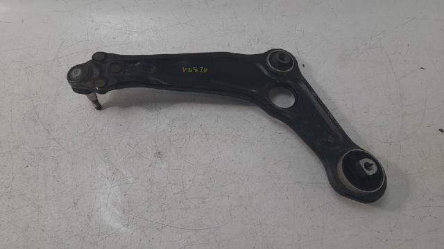 RENAULT 545047275R Brazo inferior derecho de la suspensión delantera comprar Tarragona