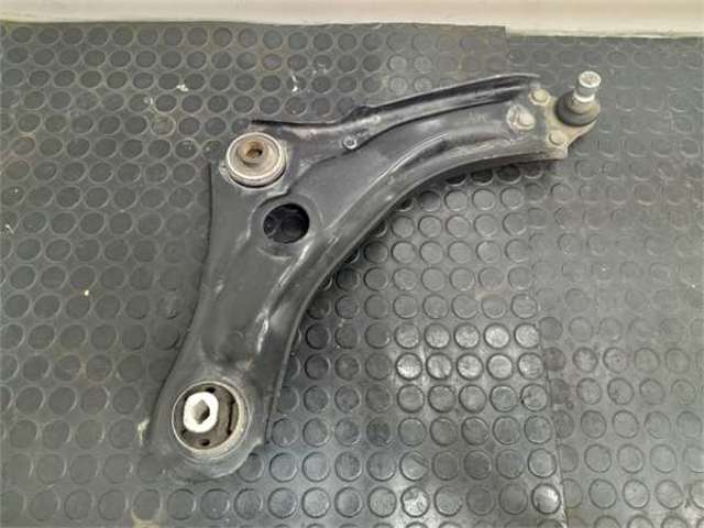 Silentblock de brazo de suspensión delantero inferior 545049566R RENAULT