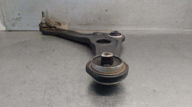 RENAULT 545050303R Brazo inferior izquierdo de la suspensión delantera comprar Tarragona