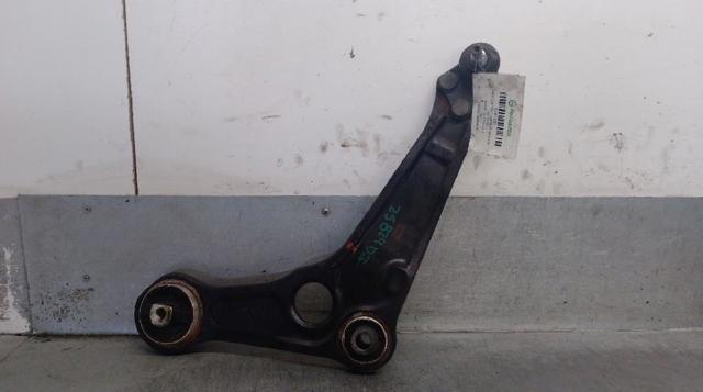 545050303R RENAULT Brazo inferior izquierdo de la suspensión delantera comprar Madrid