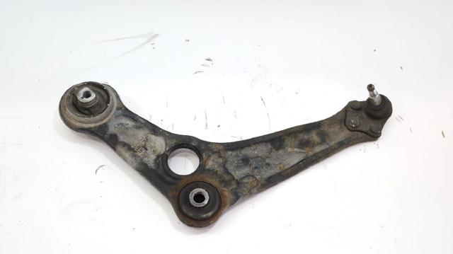 545050303R RENAULT Brazo inferior izquierdo de la suspensión delantera  disponible Vigo