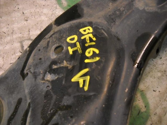 RENAULT 545050804R Brazo inferior izquierdo de la suspensión delantera comprar Pamplona