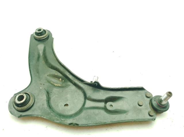 545050804R Brazo inferior izquierdo de la suspensión delantera  disponible Utrera
