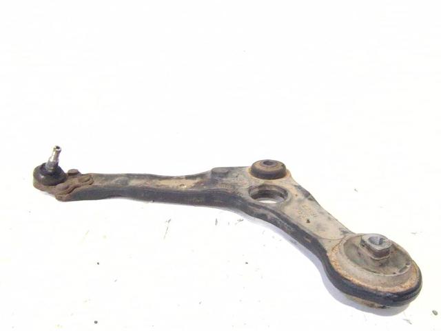 545051645R RENAULT Brazo inferior izquierdo de la suspensión delantera  disponible Alicante