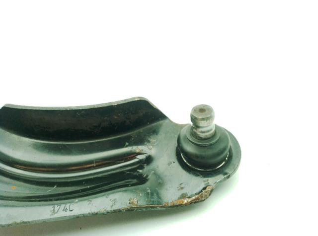 545052354R Brazo inferior izquierdo de la suspensión delantera  comprar en Reus