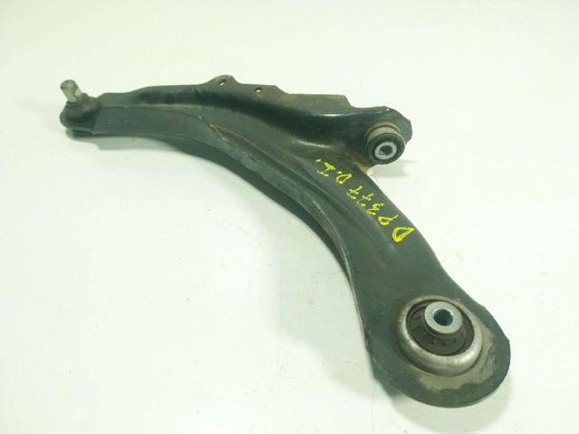 545052737R Brazo inferior izquierdo de la suspensión delantera  disponible Utrera
