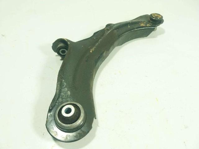 RENAULT 545052737R Brazo inferior izquierdo de la suspensión delantera  en stock Salamanca