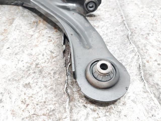 545052737R RENAULT Brazo inferior izquierdo de la suspensión delantera  comprar en Lleida