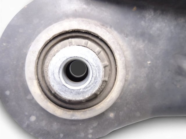 545052737R RENAULT Brazo inferior izquierdo de la suspensión delantera  comprar en Lleida