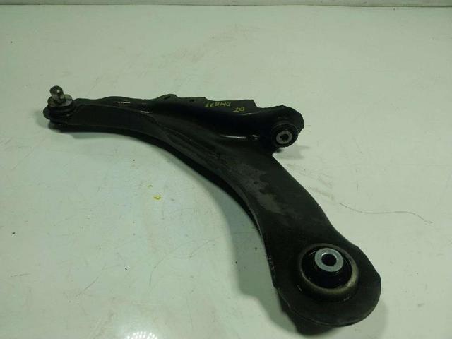 RENAULT 545052737R Brazo inferior izquierdo de la suspensión delantera  en stock Valencia