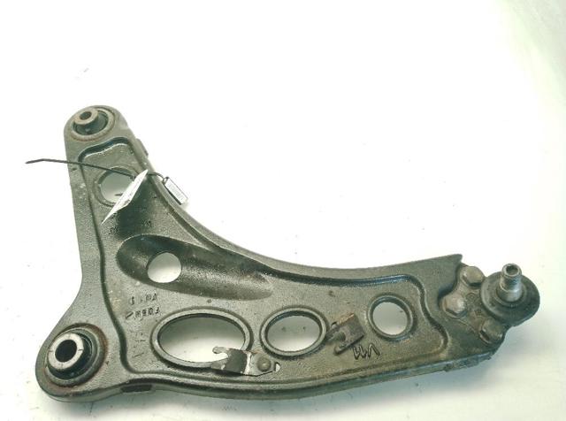 545054429R RENAULT Brazo inferior izquierdo de la suspensión delantera  disponible Vigo