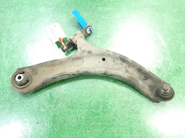 545055212R Brazo inferior izquierdo de la suspensión delantera comprar Girona