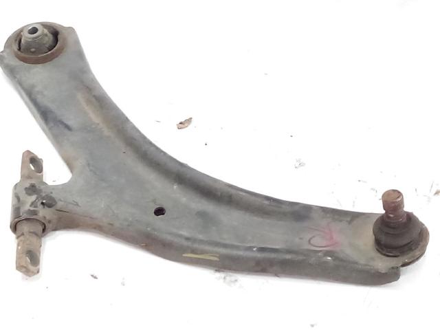 545055212R RENAULT Brazo inferior izquierdo de la suspensión delantera  disponible Alicante