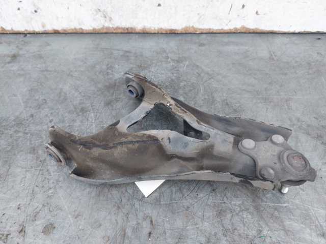 RENAULT 545055413R Brazo inferior izquierdo de la suspensión delantera comprar Tarragona