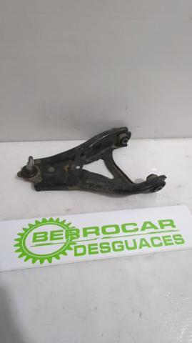 545055413R Brazo inferior izquierdo de la suspensión delantera  en stock Castellón