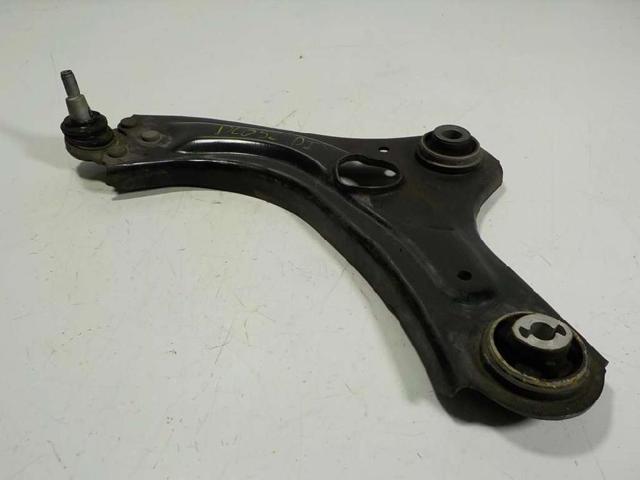 545056028R Brazo inferior izquierdo de la suspensión delantera comprar Almería