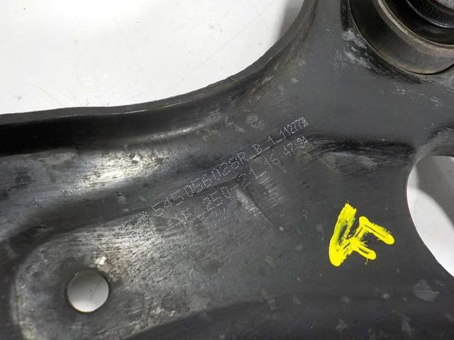 545056028R RENAULT Brazo inferior izquierdo de la suspensión delantera  comprar en Jaén