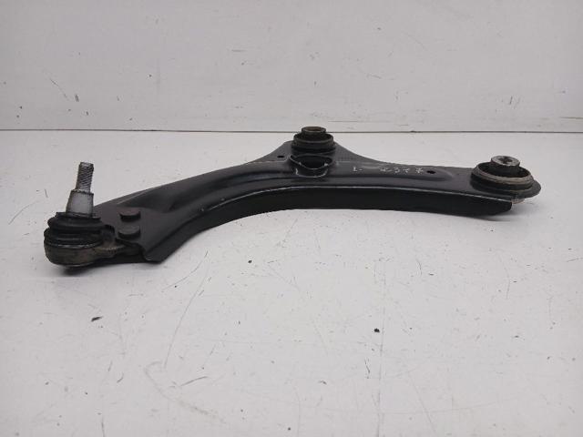 545056028R RENAULT Brazo inferior izquierdo de la suspensión delantera  comprar en Oviedo