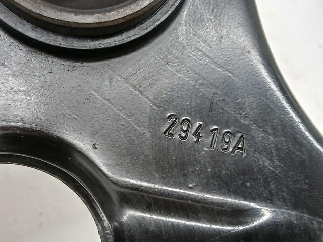 545056028R Brazo inferior izquierdo de la suspensión delantera comprar Girona