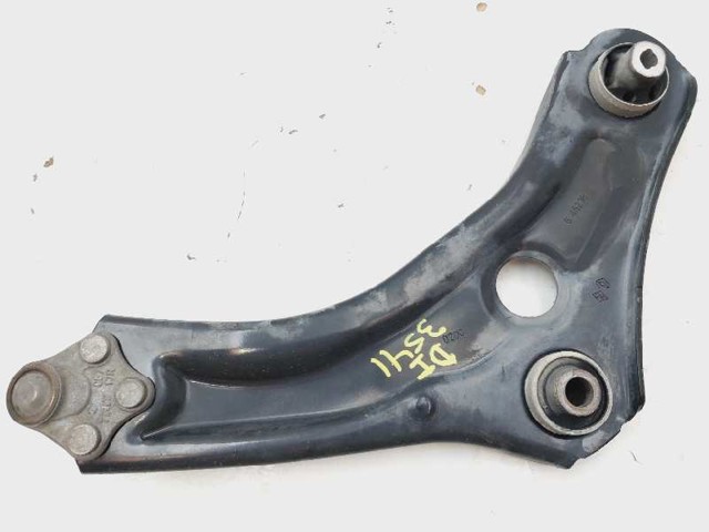 545057449R RENAULT Brazo inferior izquierdo de la suspensión delantera  en stock Córdoba